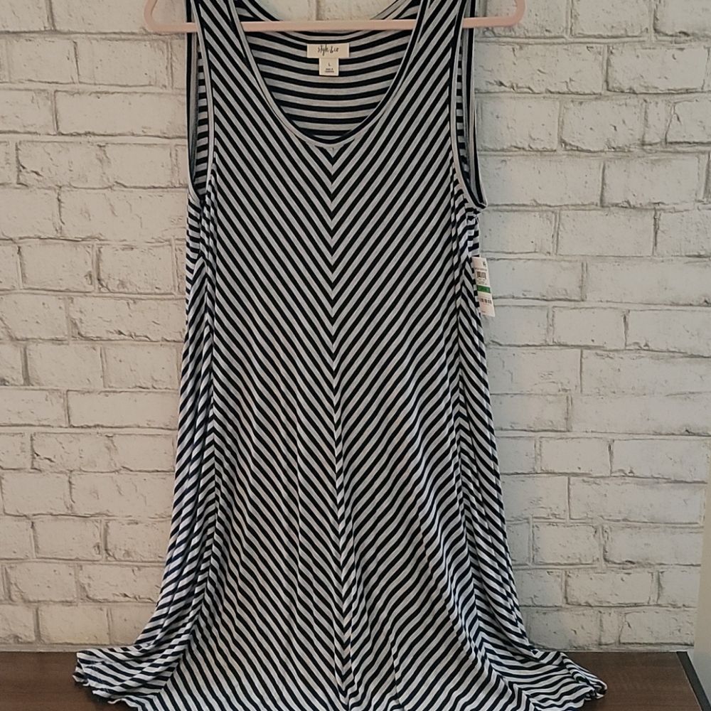 Style & Co. Women's dress size L